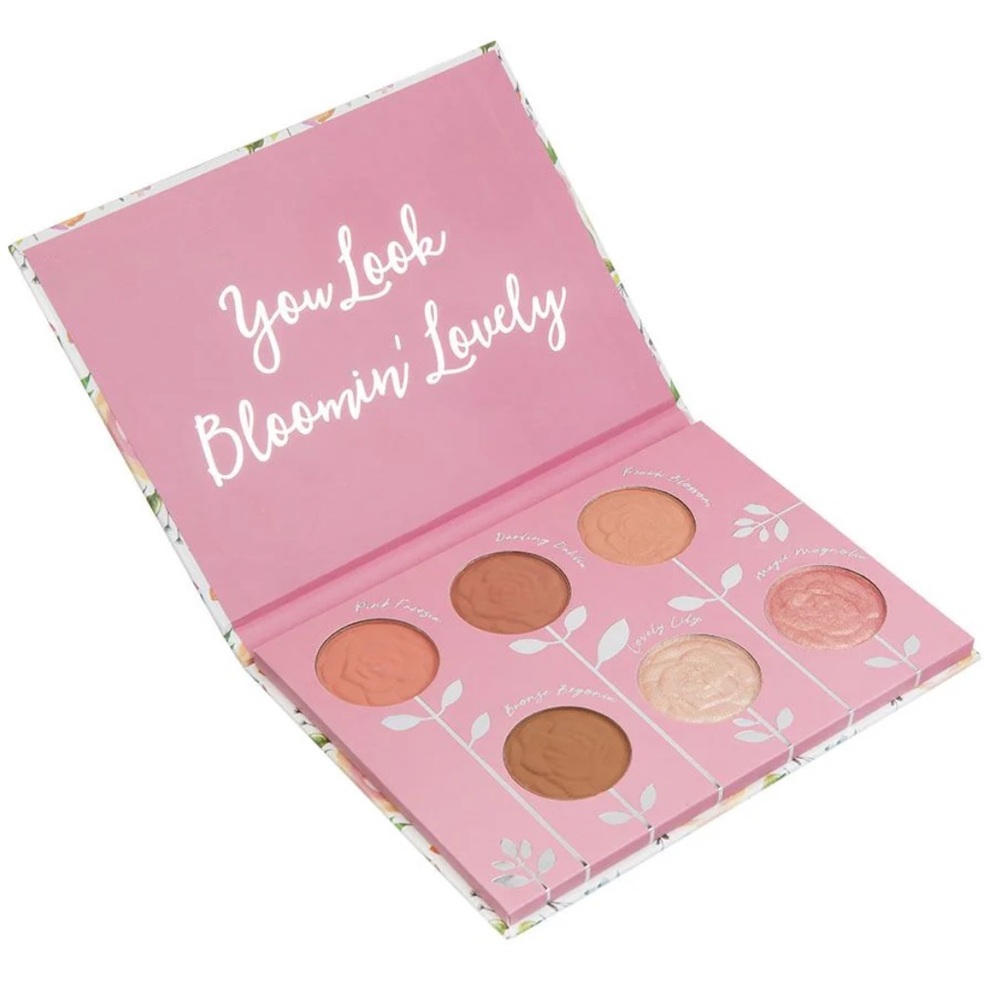 Beautaniq Beauty Bloom Blush Palette NIB